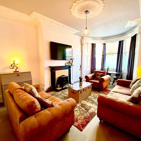 Anchored Homely Apartment In Historic Centre Paisley Zewnętrze zdjęcie