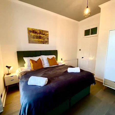 Anchored Homely Apartment In Historic Centre Paisley Zewnętrze zdjęcie